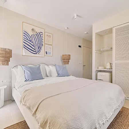 Wake Cup Alacati Liefdeshotel *