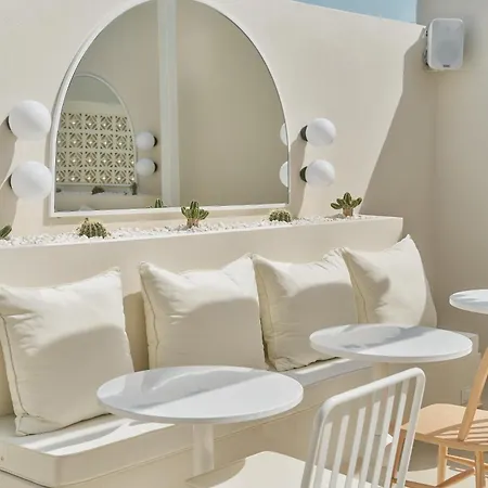 Wake Cup Alacati Hotel love Çeşme